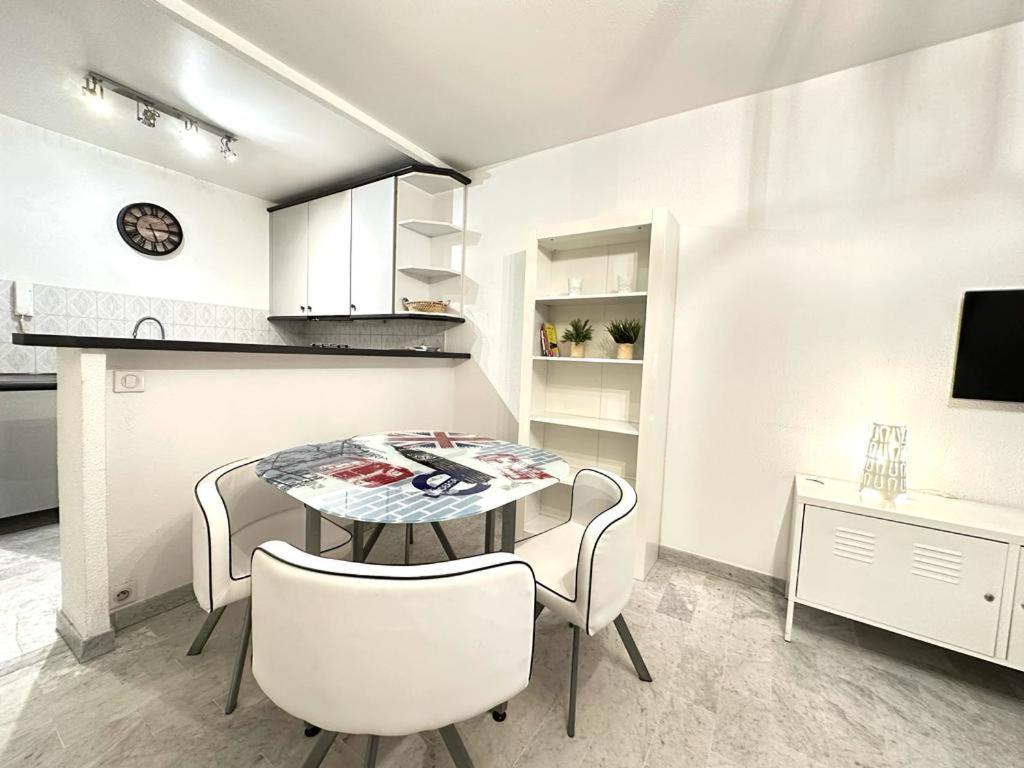 Beau Centre Juan Les Pins A 300m Des Plages Antibes